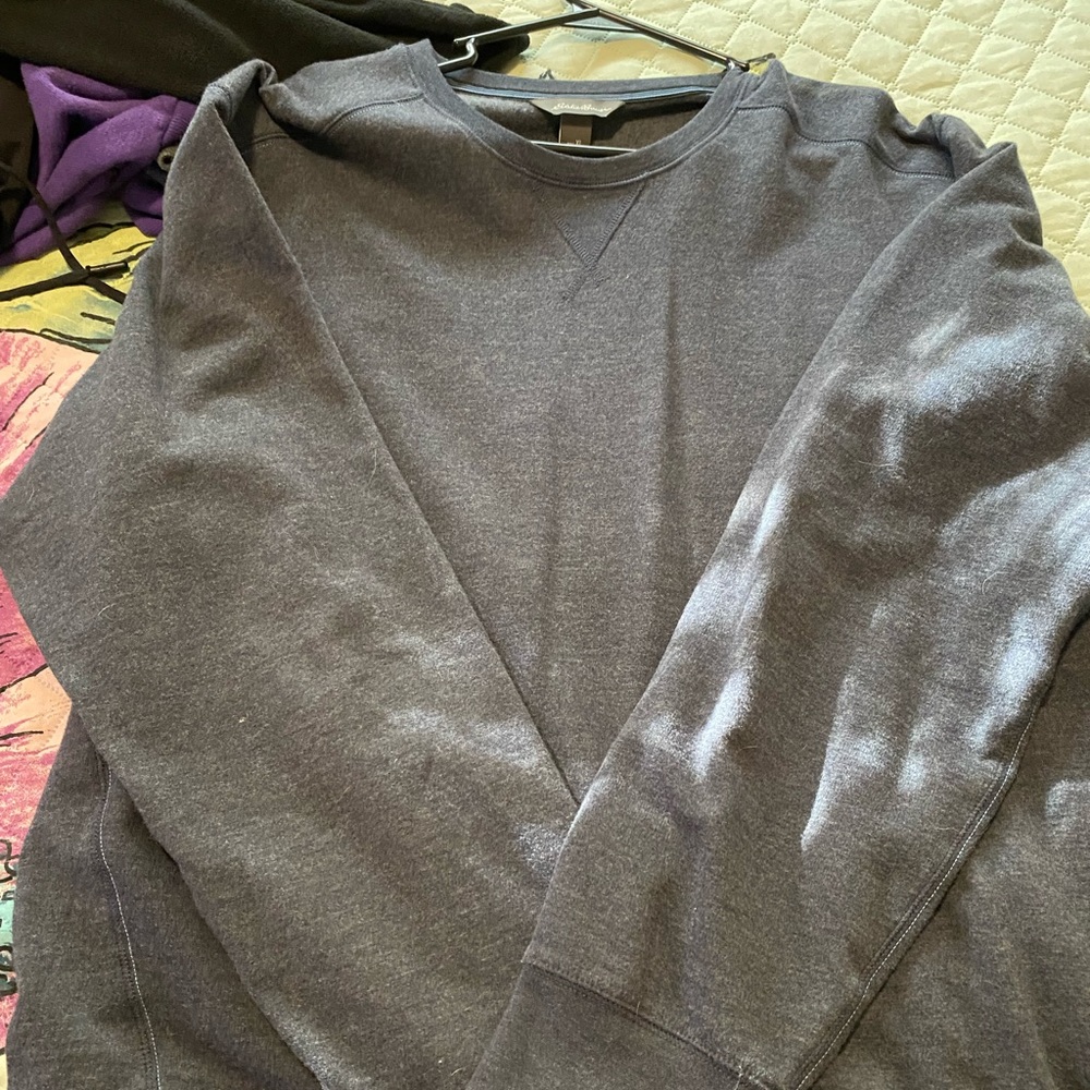 Eddie Bauer crew neck